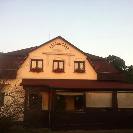 Bed & Breakfast Panoráma Panzió 3*